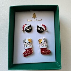 True to Form Cat Santa Hats Earrings Set
